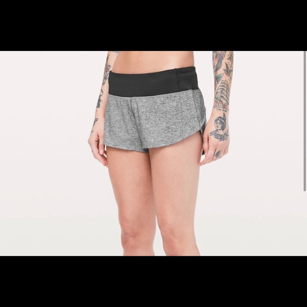 Lululemon Speed Up Low-Rise Lined Shorts 2.5